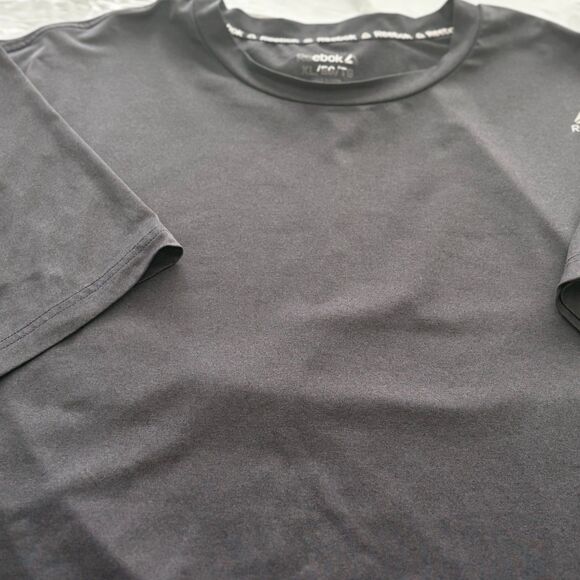 Reebok SpeedWick Short Sleeve Size XL Black EUC - Picture 3 of 8